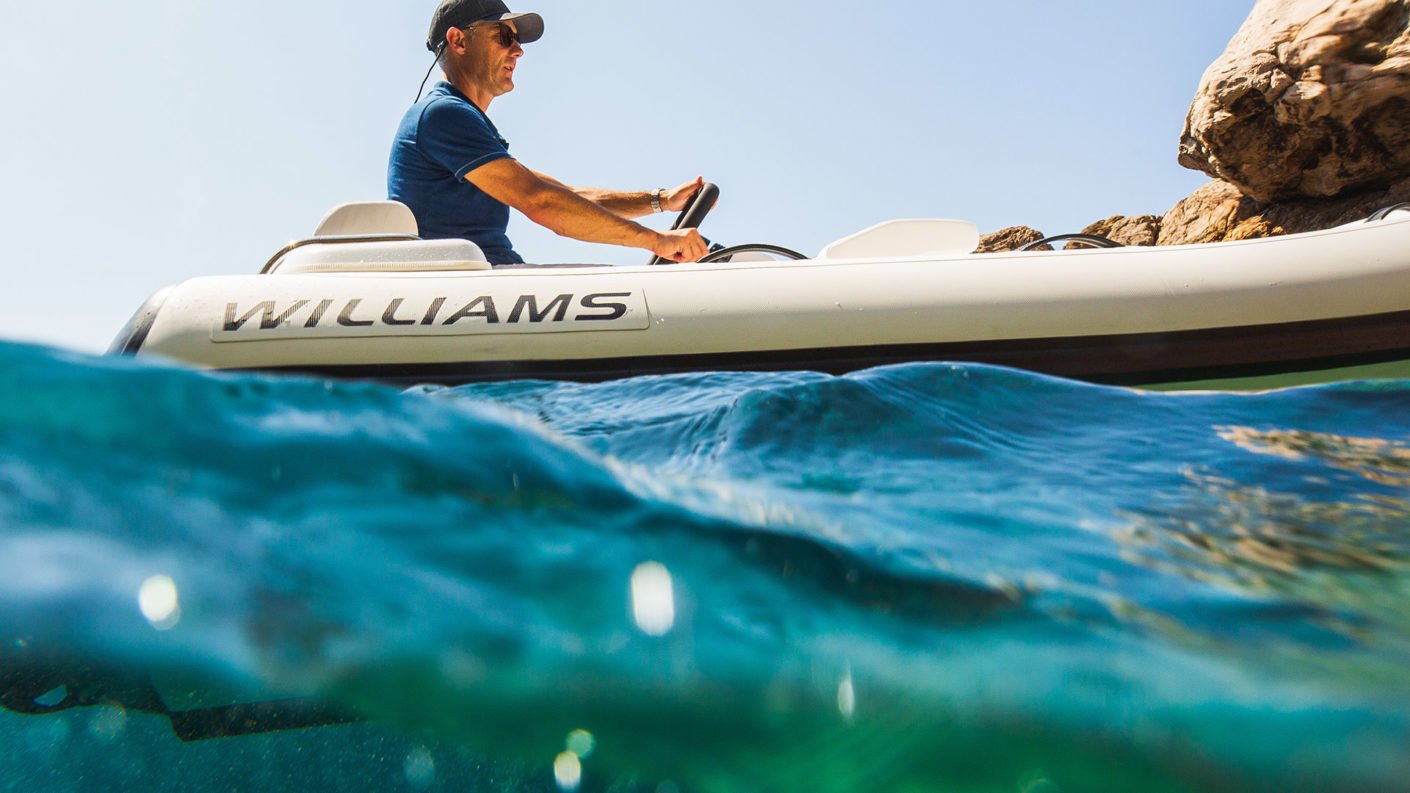 Exploring Extravagance and Accommodation: The Allure of Jet Tenders